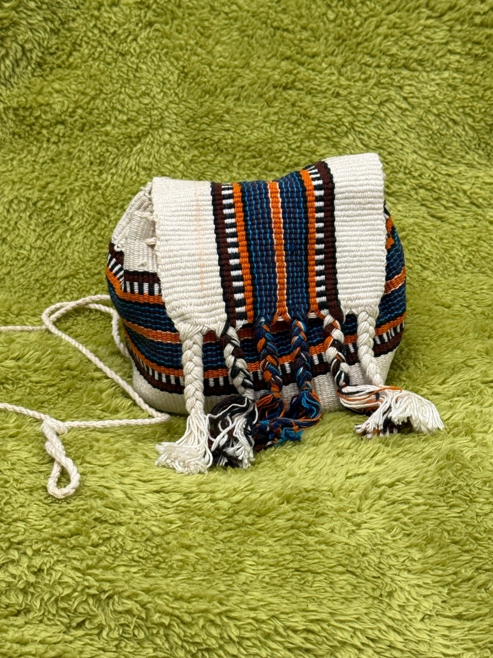 Handmade Woven Purse: Traditional Paraguayan Weaving with Tassels